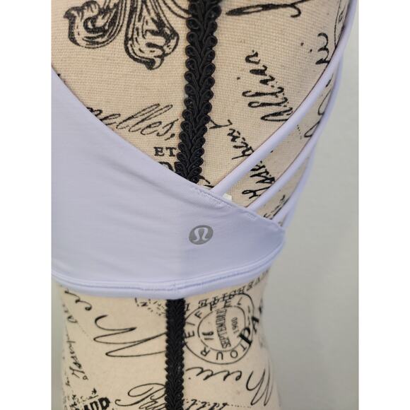 Lululemon Sport Bra Sz 6 Free To Be Serene Light Support C/D Cup Lavender - Picture 3 of 6